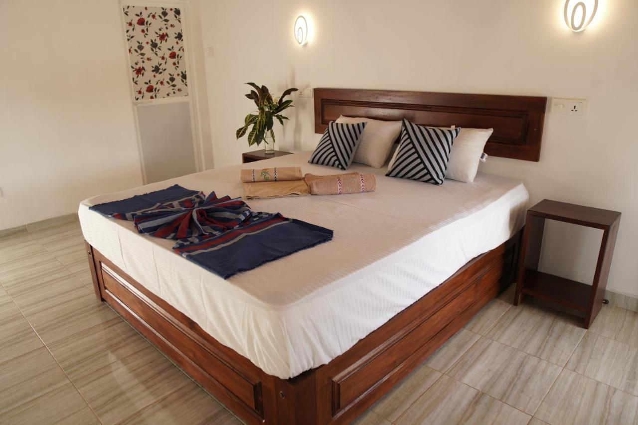 Hotel Surf Nest Hiriketiya Dikwella Esterno foto