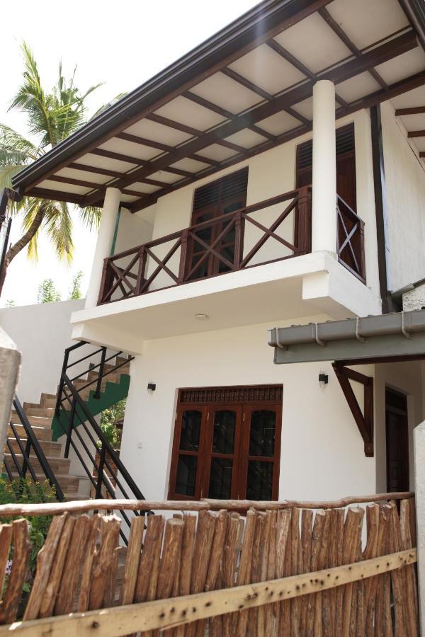 Hotel Surf Nest Hiriketiya Dikwella Esterno foto