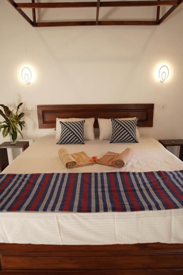 Hotel Surf Nest Hiriketiya Dikwella Esterno foto
